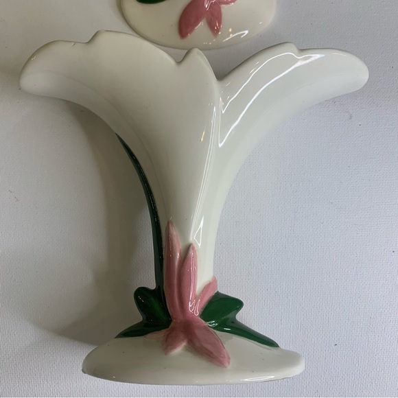 Pair Vintage Pink Flower Ceramic Fan Vases Cornucopia Style MCM 1950s White 7" - Picture 15 of 16